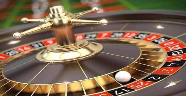 Antarmuka mobile casino guru menampilkan permainan blackjack dengan grafis jernih